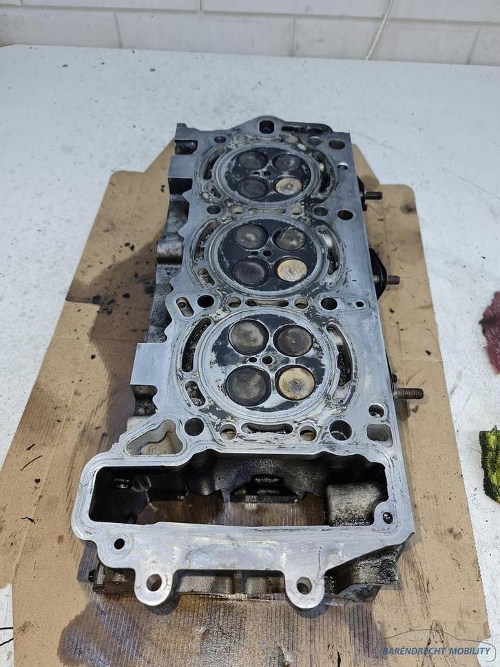 OM642 642 Mercedes Chrysler Jeep Dodge Pierburg cilinderkop, Auto-onderdelen, Motor en Toebehoren, Mercedes-Benz, Gebruikt, Ophalen of Verzenden