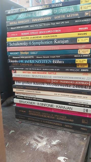 26 Vinyl boxen klassiek beschikbaar voor biedingen