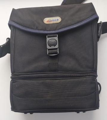 Compacte fototas met draagriem (schoudertas) beschikbaar voor biedingen