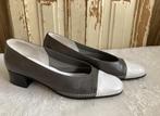 Maat: 37,5 / leren schoenen / grijs met witte neus, Schoenen met lage hakken, Ophalen of Verzenden, Mab Studio, Grijs