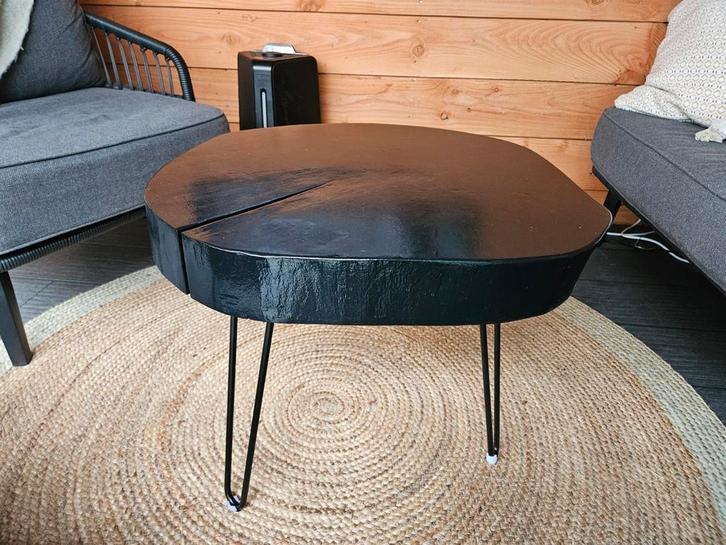 Boomstamschijf Bijzettafel Zwart - Haarspeldpoten, Huis en Inrichting, Tafels | Bijzettafels, Ophalen