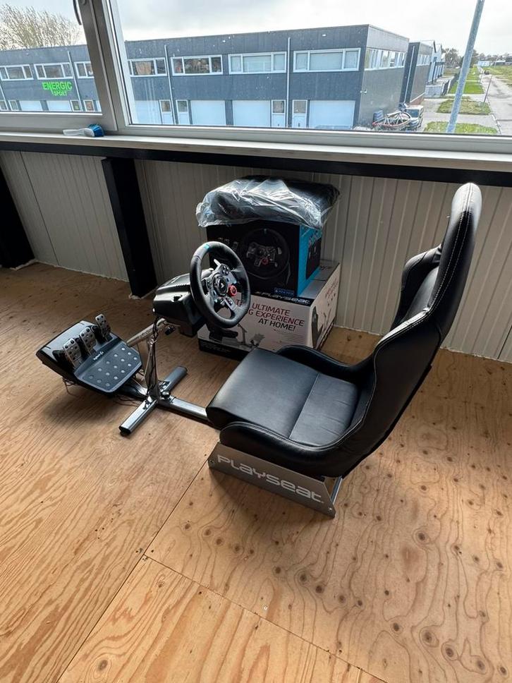 PlaySeat Evolution racestoel + Logitech G29 racestuur, Spelcomputers en Games, Games | Sony PlayStation 4, Ophalen of Verzenden