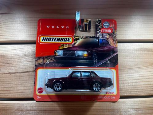 Volvo 240 Sedan Matchbox, Hobby en Vrije tijd, Modelauto's | Overige schalen, Nieuw, Auto, Ophalen of Verzenden