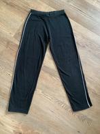 Zwarte Osaga meisjes sportbroek in maat maat 128., Meisje, Ophalen of Verzenden, Zo goed als nieuw, Sport- of Zwemkleding