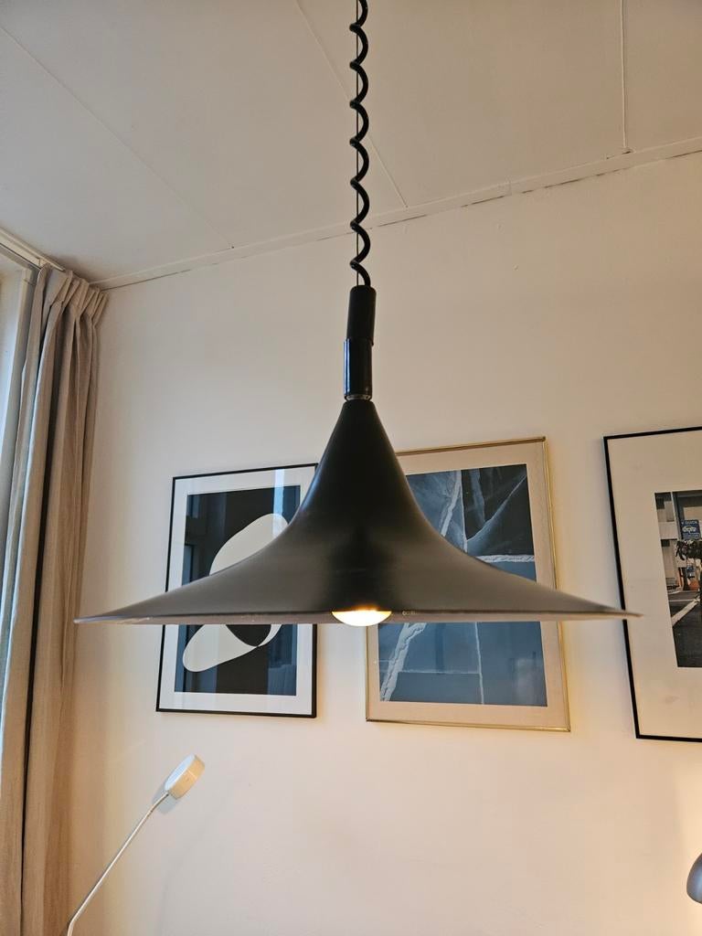 Vintage hanglamp zwart metaal Deense stijl, Gebruikt, Ophalen of Verzenden, Minder dan 50 cm, Metaal