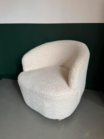 Teddy fauteuil beschikbaar voor biedingen