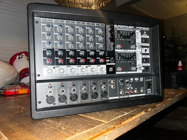 Behringer Europower PMP960M Powermixer, Muziek en Instrumenten, Mengpanelen, Gebruikt, 5 tot 10 kanalen, Microfooningang, Ophalen of Verzenden