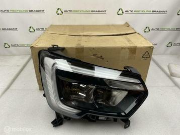 Koplamp Rechts Renault Master 3 Facelift NIEUW 260105567R beschikbaar voor biedingen