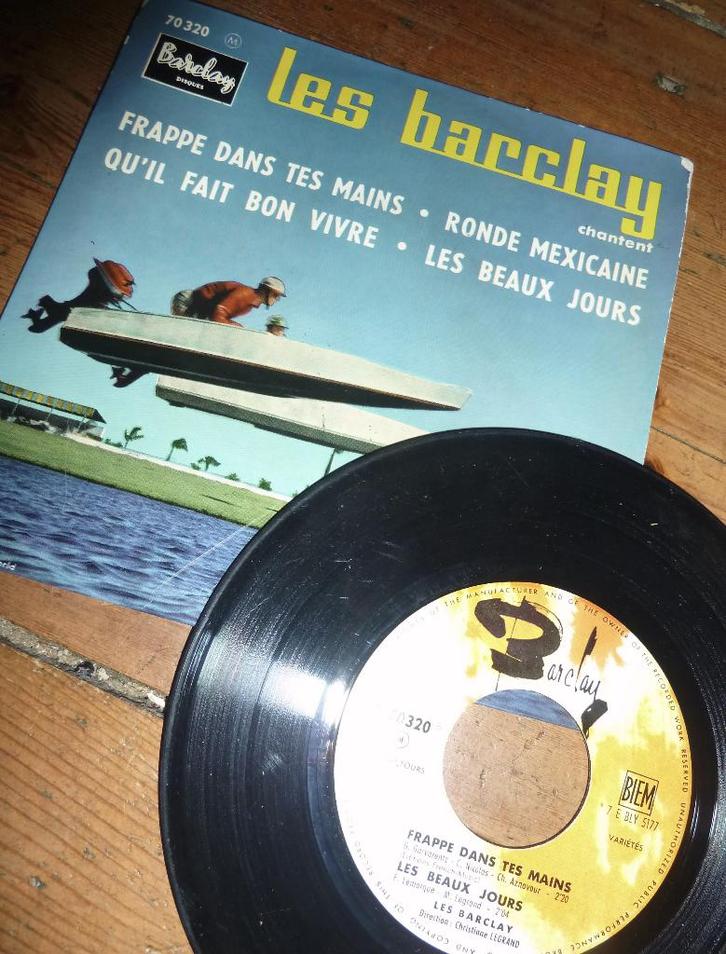 EP LES BARCLAY frappe dans tes mains - bon vivre 1967, Cd's en Dvd's, Vinyl Singles, Gebruikt, EP, Pop, Ophalen of Verzenden