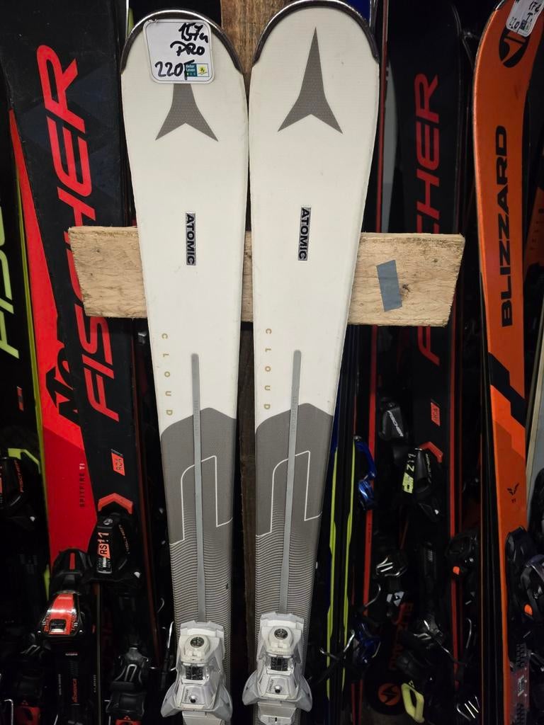 157cm ATOMIC CLOUD C PRO DAMES CARVE SKIS