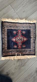 Tafelloper perzisch 46x42, Antiek en Kunst, Antiek | Kleden en Textiel, Ophalen of Verzenden