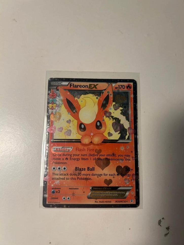Flareon ex rc6/rc36 Genarations, Hobby en Vrije tijd, Verzamelkaartspellen | Pokémon, Gebruikt, Losse kaart, Foil, Ophalen of Verzenden
