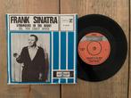 VINYL SINGLE Frank Sinatra - Strangers In The Night, Gebruikt, 7 inch, Single, Ophalen of Verzenden