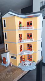 Playmobil huis met extra verdiepingen en inrichting, Kinderen en Baby's, Speelgoed | Playmobil, Ophalen of Verzenden, Zo goed als nieuw