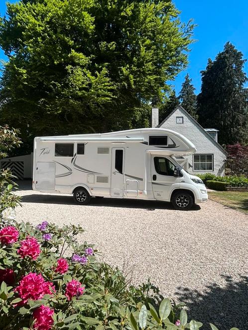 Mclouis 74G bj2016 Fiat 150pk 33000km Queensbed nieuwstaat!, Caravans en Kamperen, Campers, Bedrijf, Half-integraal, tot en met 5