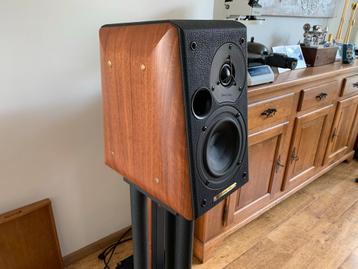Sonus Faber  Concertino Home luidsprekers met standaard beschikbaar voor biedingen
