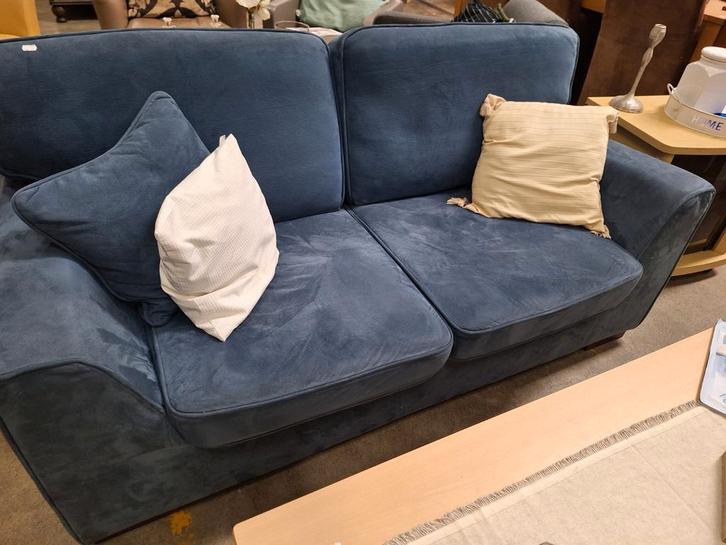 Bank, grijs blauw velours WD-028 nr 320, Huis en Inrichting, Banken | Bankstellen, Zo goed als nieuw, Tweepersoons, 150 tot 200 cm