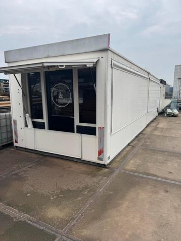 Te koop, kiosk, verkoop unit van 2,8 x 10 M beschikbaar voor biedingen