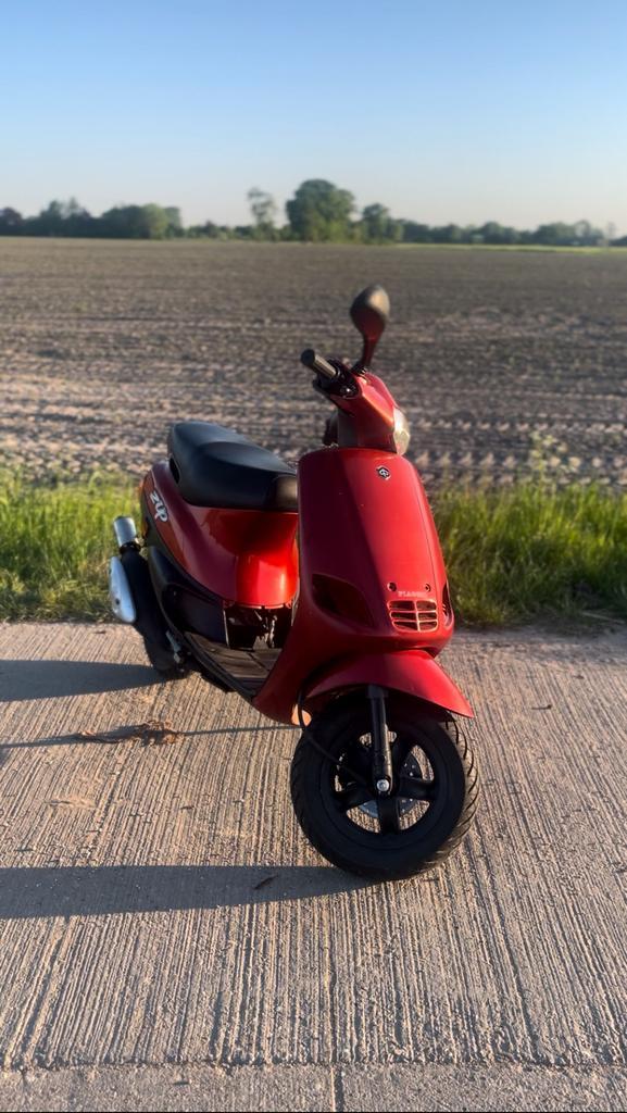 Piaggio zip type 3 70 brom, Fietsen en Brommers, Scooters | Piaggio, Zo goed als nieuw, Zip, Tweetakt, Ophalen