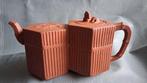 CHINESE  DUBBELE ZESHOEKIGE YIXING THEEPOT, 19E EEUW, Ophalen of Verzenden