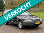 Volvo XC70 2.4 D5 Cross Country Comfort Line /Trekhaak/, Auto's, Volvo, 13 km/l, 193 €/maand, XC70, 2401 cc