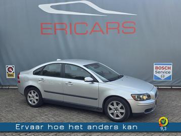 Volvo S40 2.4 Momentum AUTOMAAT AIRCO LM CC LEER (bj 2005) beschikbaar voor biedingen