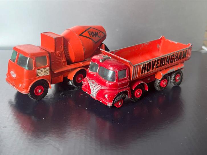 MATCHBOX LESNEY Trucks betonmixer bulkwagen Dinky toys, Hobby en Vrije tijd, Modelauto's | Overige schalen, Zo goed als nieuw