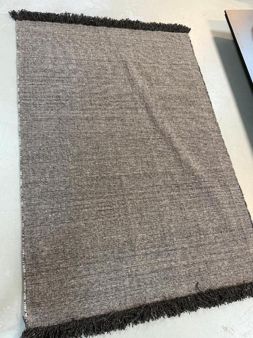 wollen vloerkleed grijs 160x230, Huis en Inrichting, Stoffering | Tapijten en Kleden, Zo goed als nieuw, 150 tot 200 cm, 200 cm of meer