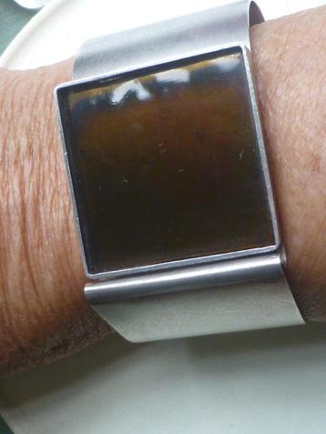 Handgesmede Modern Design Armband bruine ‘Steen’ gesigneerd beschikbaar voor biedingen