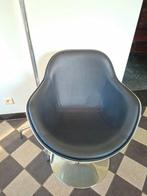 Design kuipstoel Egg chair Invicta, Antiek en Kunst, Ophalen