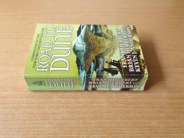 Frank Herbert - Road to Dune (pocket)  beschikbaar voor biedingen
