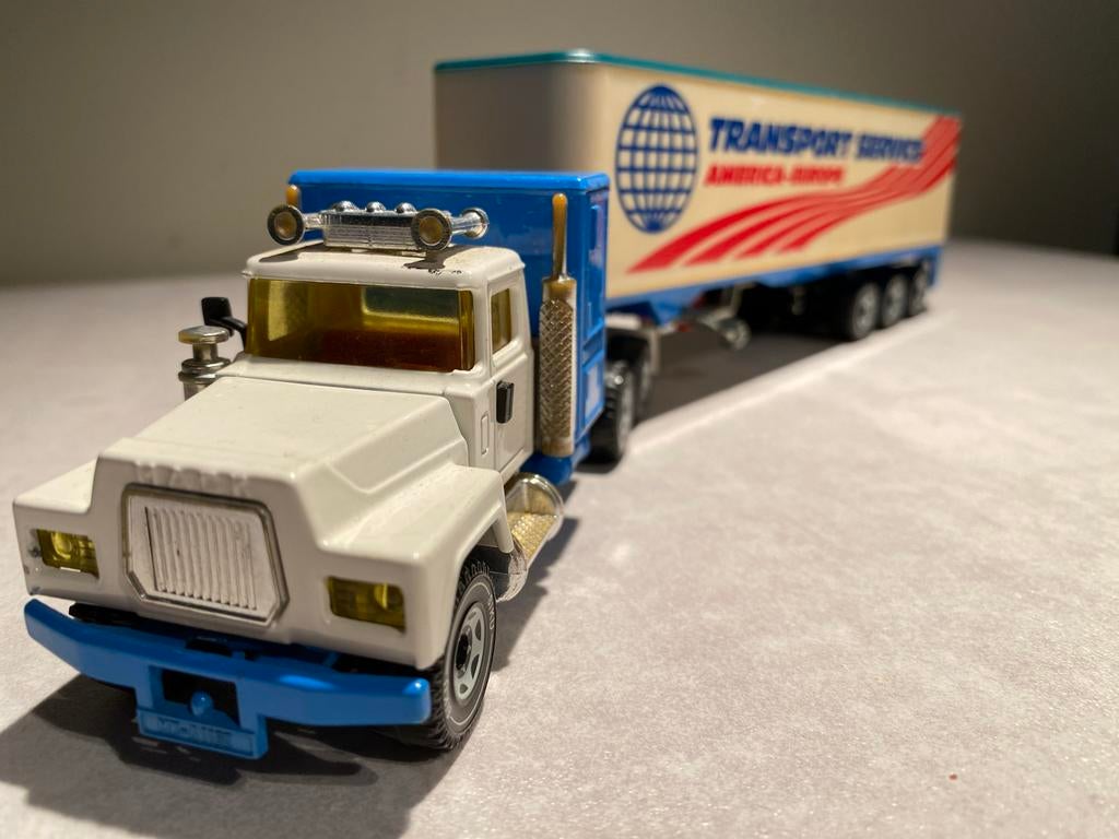 Siku Mack truck met oplegger, Overige merken, Gebruikt, 1:50 of kleiner, Ophalen of Verzenden