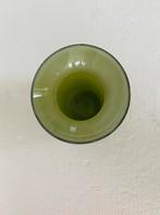 Magnor Norway groen glazen vaas, Ophalen of Verzenden, Glas, Onbekend, Minder dan 50 cm
