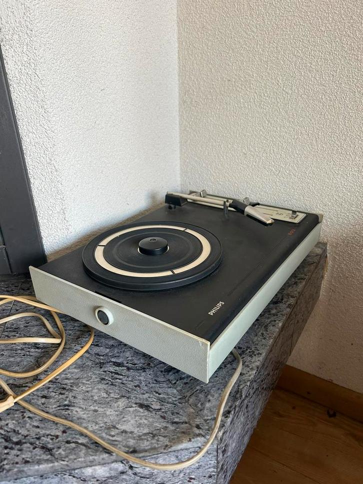 Philips 603 platenspeler – lichtblauw – vintage, Audio, Tv en Foto, Platenspelers, Gebruikt, Platenspeler, Philips, Ophalen of Verzenden