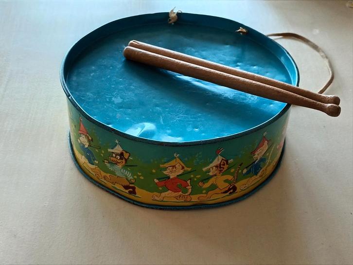Vintage blikken trommel met dierenfiguren, Antiek en Kunst, Antiek | Speelgoed, Ophalen of Verzenden