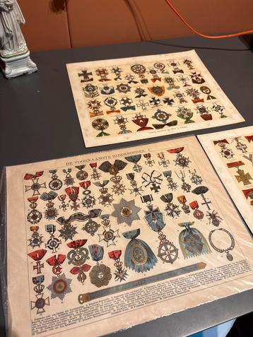 Set van 19e-eeuwse chromolithografieën, logo, wapen,militair beschikbaar voor biedingen