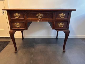 bureau ENGELSE GEORGE II Bureau beschikbaar voor biedingen