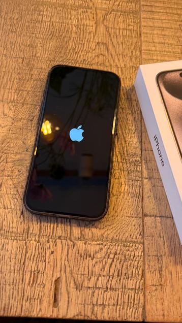 iPhone 15 PRO 512 GB natural titanium nieuwe accu 0 cicly beschikbaar voor biedingen