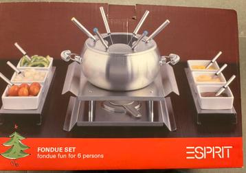Fondueset 6 personen beschikbaar voor biedingen