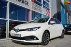 Toyota Auris 1.8 Hybrid| Technoline | Panoramadak 136pk, Gebruikt, 4 cilinders, Met garantie (alle), Wit