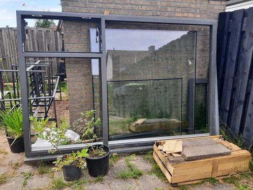 Raamkozijn, Doe-het-zelf en Verbouw, Kozijnen en Schuifpuien, Gebruikt, Raamkozijn, Hout, 150 tot 225 cm, 225 cm of meer, Inclusief glas