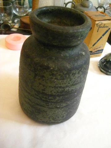 vaas aardewerk mobach utrecht (1965-1980) beschikbaar voor biedingen