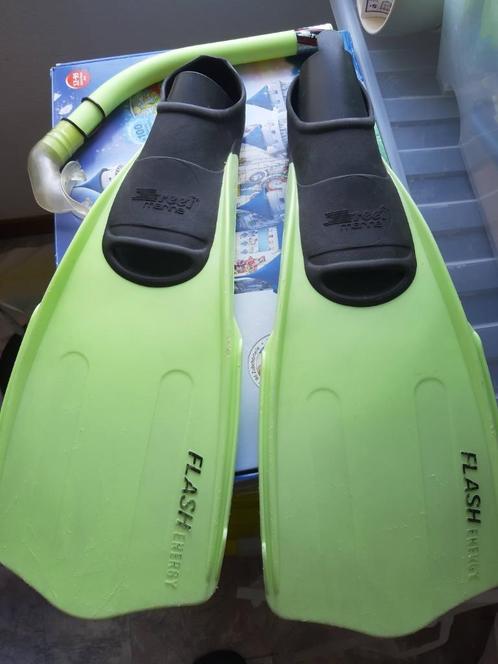 snorkelset: zwemvliezen + mondpijp geel, Watersport en Boten, Snorkelen, Gebruikt, Snorkelset, Ophalen of Verzenden