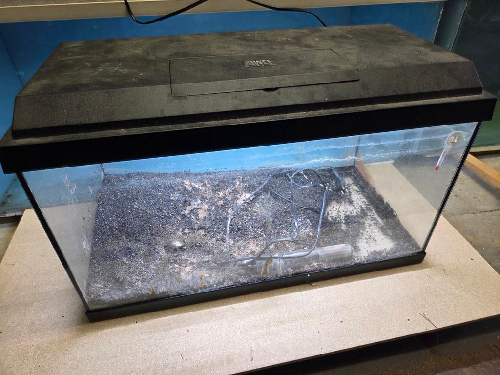 Tekoop: juwel aquarium led verlichting, Ophalen, Zo goed als nieuw, Leeg aquarium