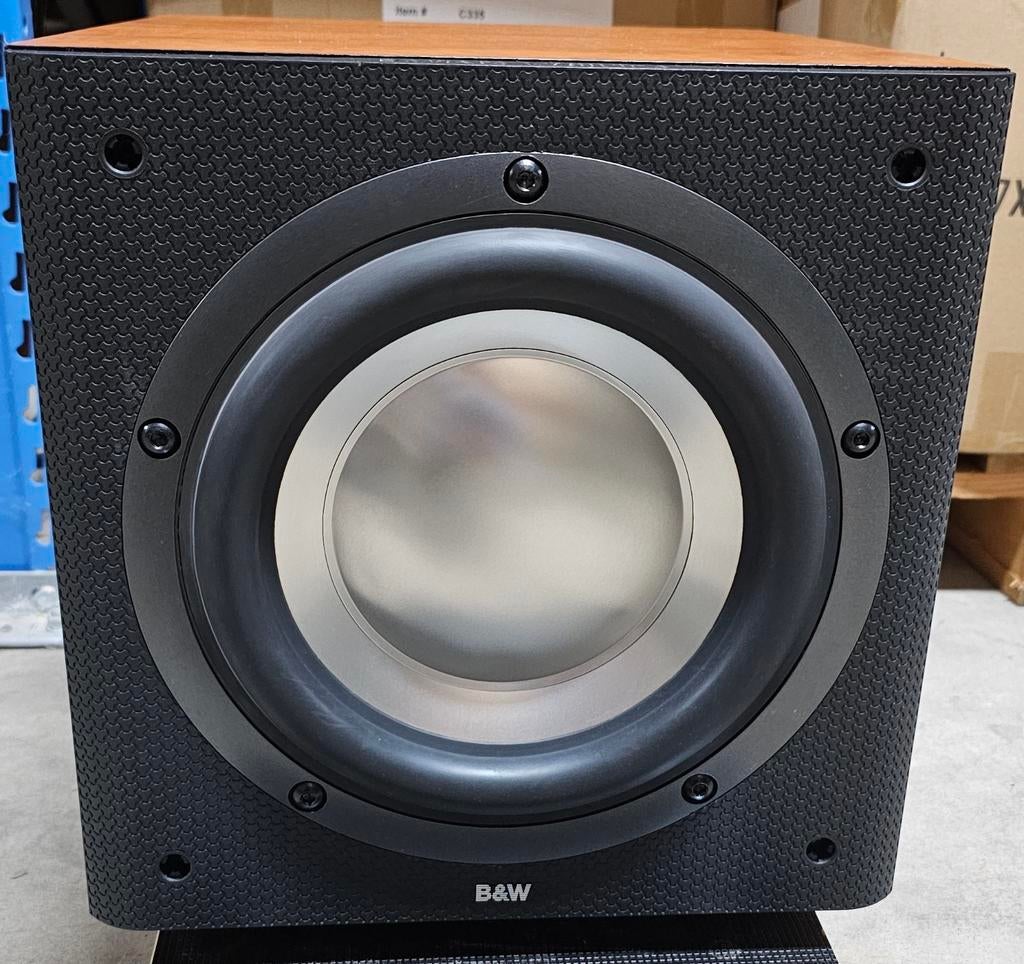B&W ASW675 500 watt klasse D, 25,5 kg, 25 cm driver, UK Made, Audio, Tv en Foto, Luidsprekers, B&W, Refurbished, Ophalen of Verzenden