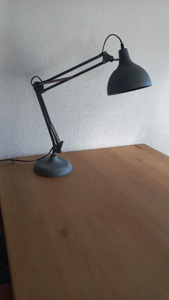 bureau / tafellamp, Huis en Inrichting, Ophalen, 50 tot 75 cm, Scandinavisch, Zo goed als nieuw