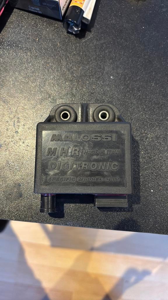 Malossi cdi piaggio 125 180cc (LC), Fietsen en Brommers, Brommeronderdelen | Scooters, Ophalen of Verzenden, Zo goed als nieuw