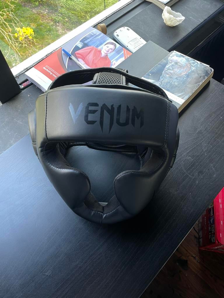 Headgear venum, Ophalen of Verzenden, Zo goed als nieuw
