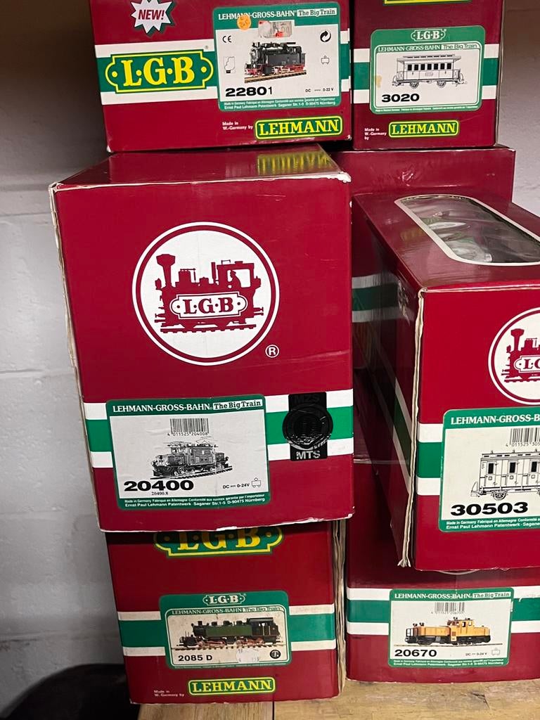 LGB digitale locs, wagons, rijtuigen, stations, rails, Gelijkstroom, Wagon, Ophalen of Verzenden, Zo goed als nieuw