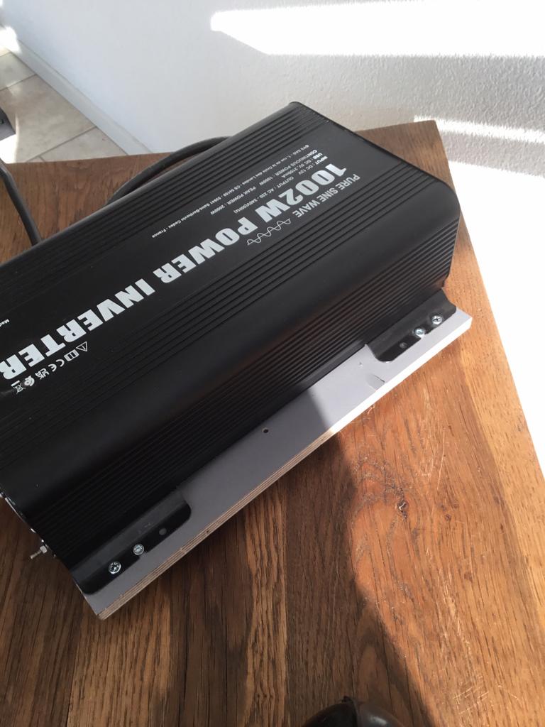Pure sine wave omvormer 1000W voor camper/boten, Ophalen